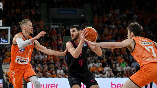 在西格纳 在西格纳