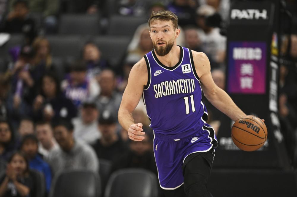 从而保持球 从而保持球