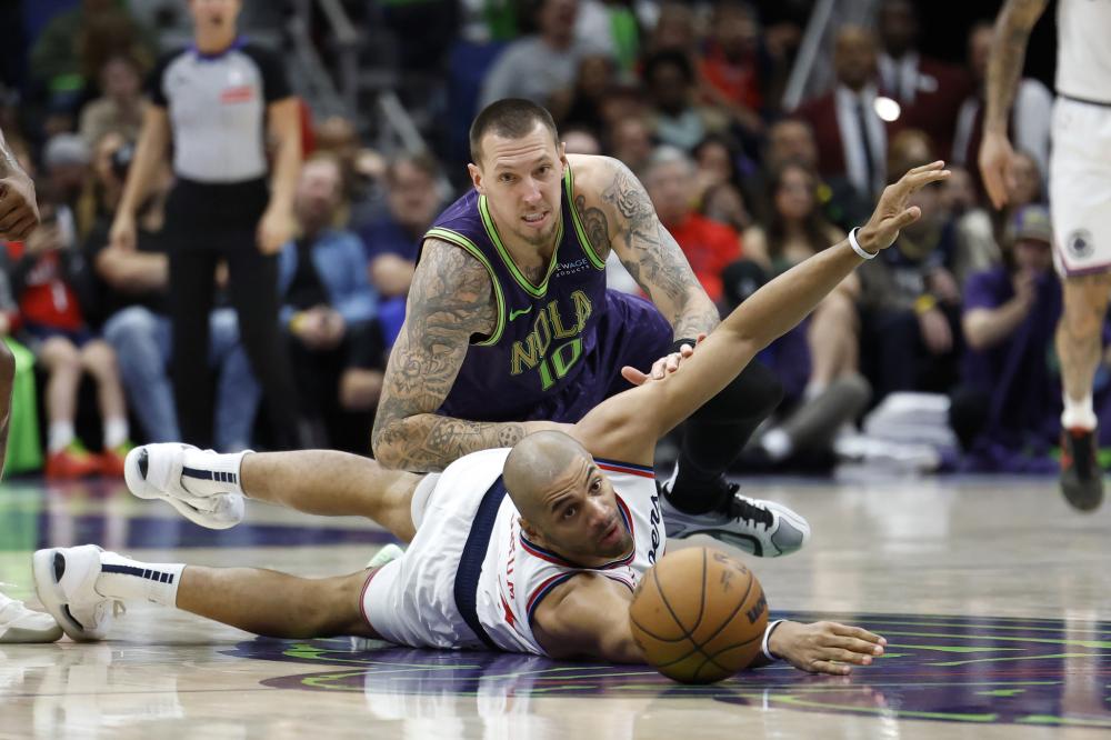 勇士队通过 勇士队通过