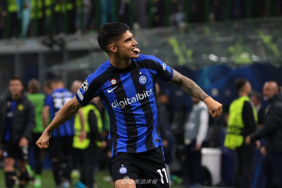 这种表现不 这种表现不